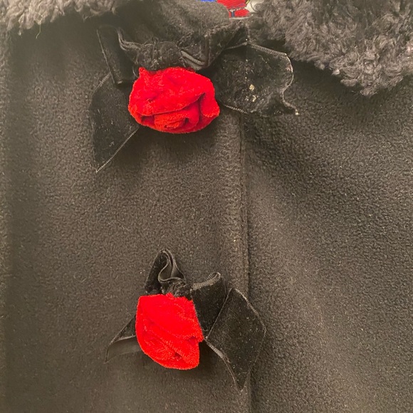 Pete’s Partner Black Coat w/ Red Flowers - 3T - Picture 3 of 4